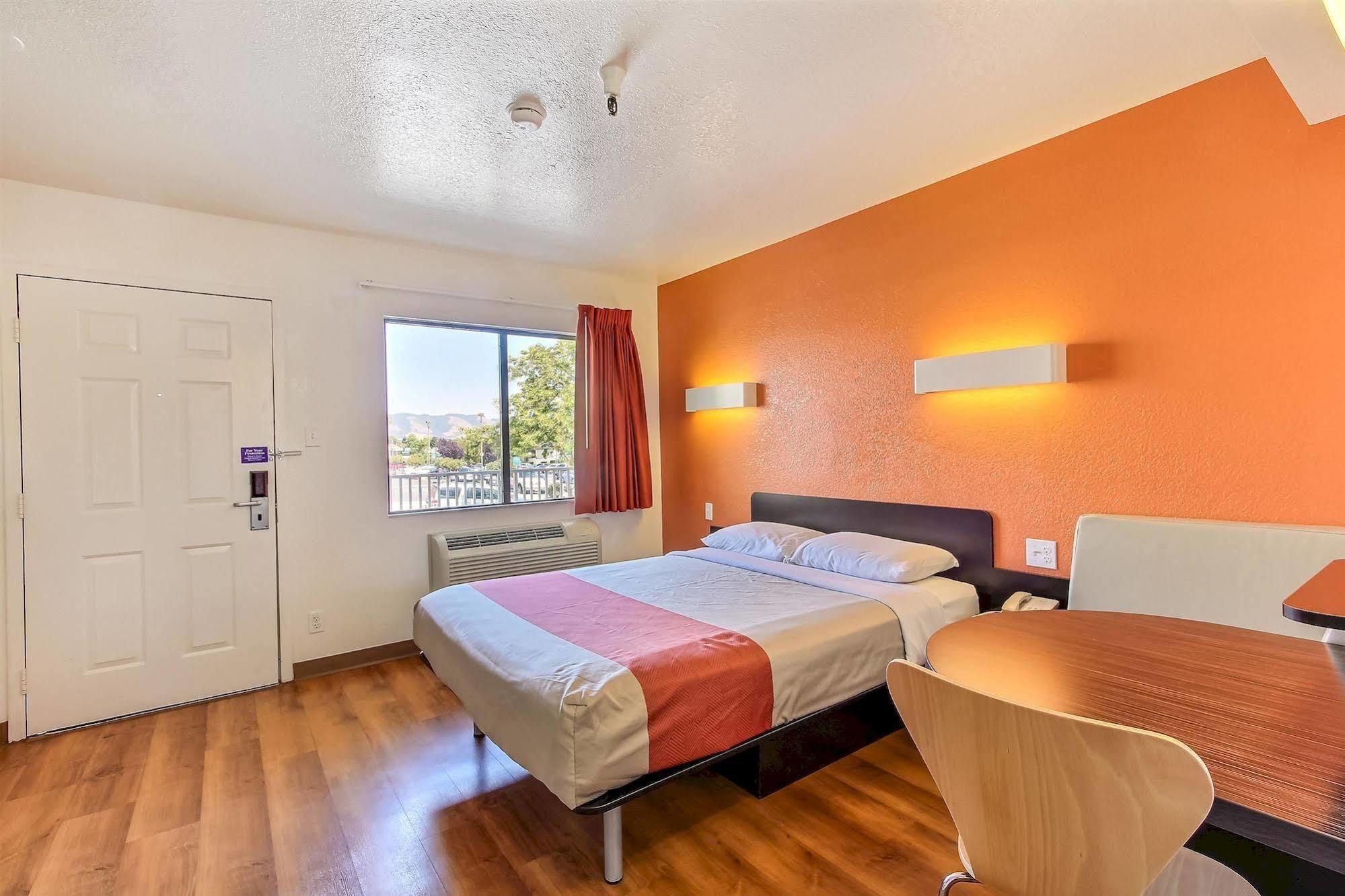 Motel 6-Watsonville, Ca - Monterey Area Zewnętrze zdjęcie